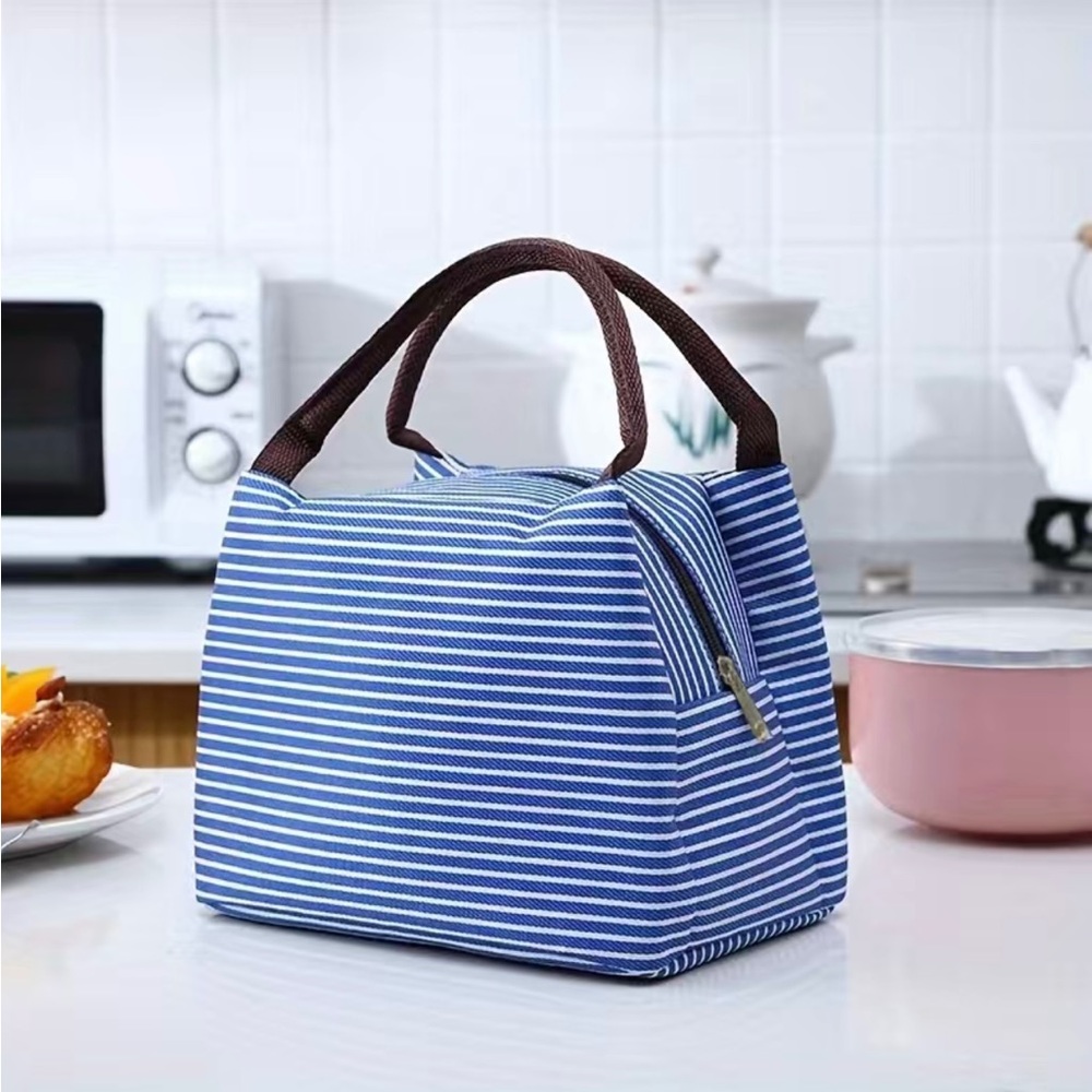 BNIB - Insulated Lunch Bag / Box